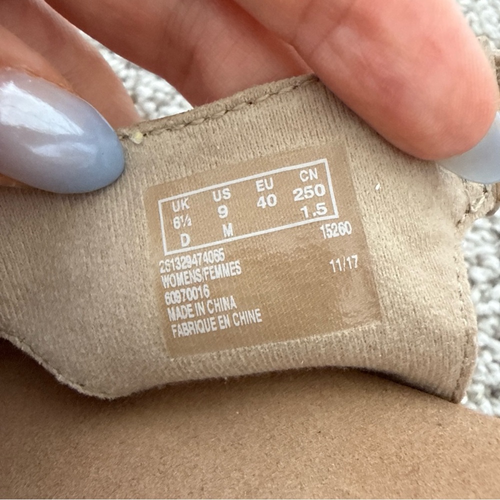 Clarks Beige Slingback‎ Sandals - Picture 7 of 7